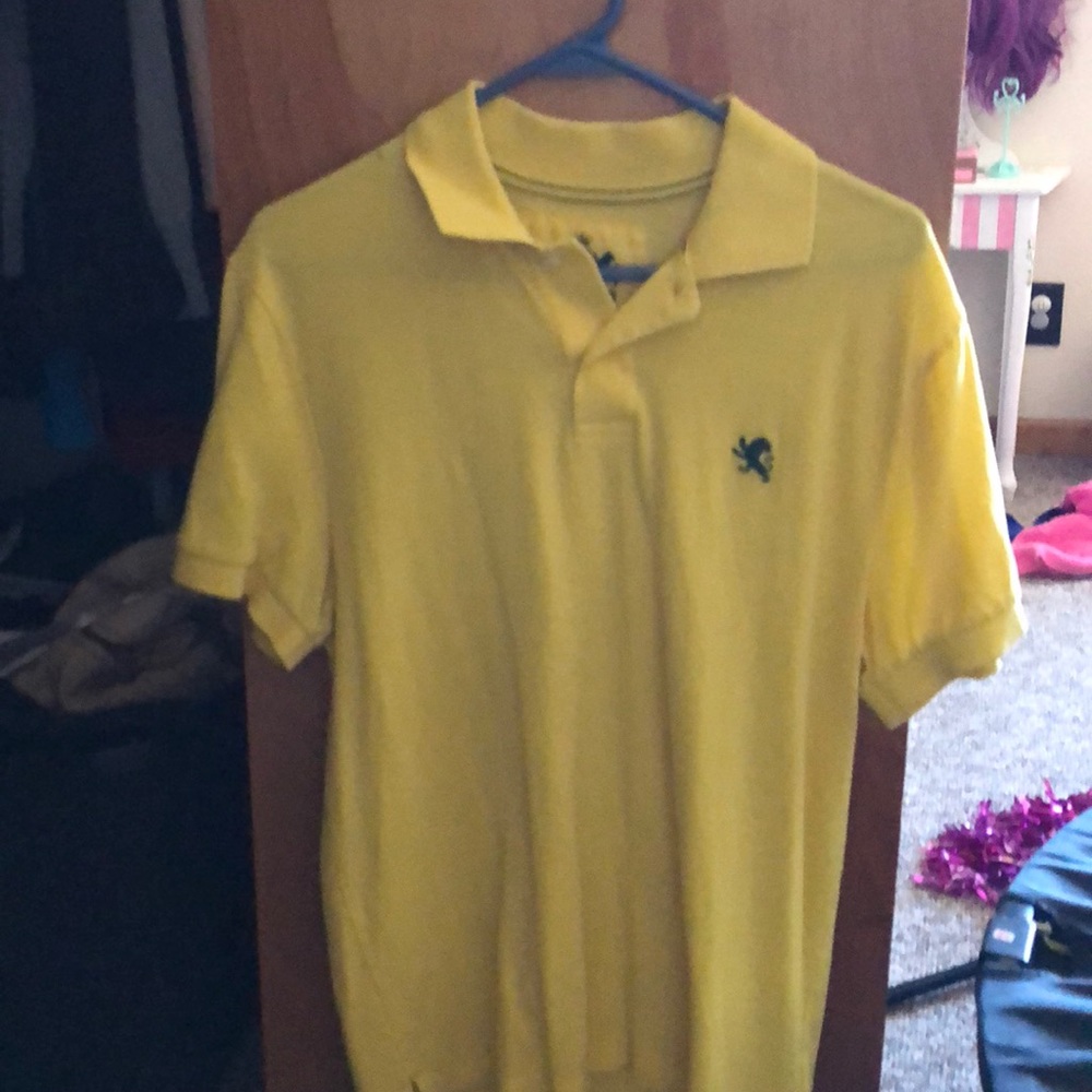 Men’s express shirt size medium